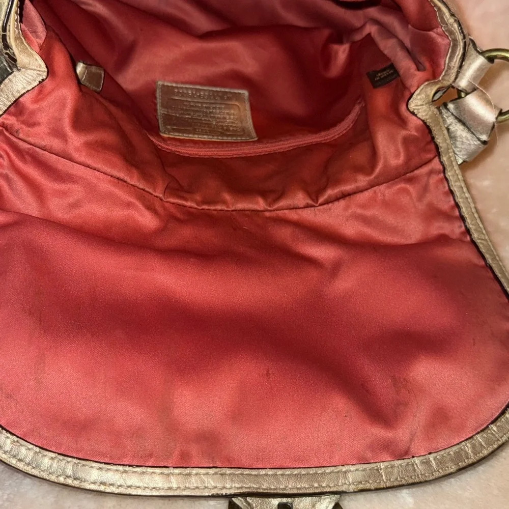 Rare Coach Metallic Whipstitch Leather Convertible Shoulder Bag in Platinum GUC - Picture 11 of 14